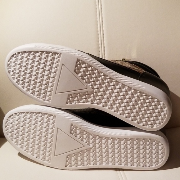 👟👠SNAKESKIN WEDGE 👟👠 - Picture 7 of 8